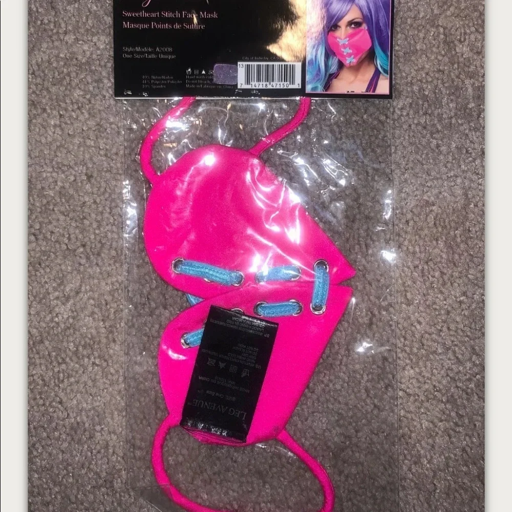 Sweetheart Lace up Pink Face Mask​